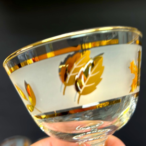 Mid Century Modern set of 4 Libbey “Starlyte” champagne/sherbet glasses - Picture 4 of 8